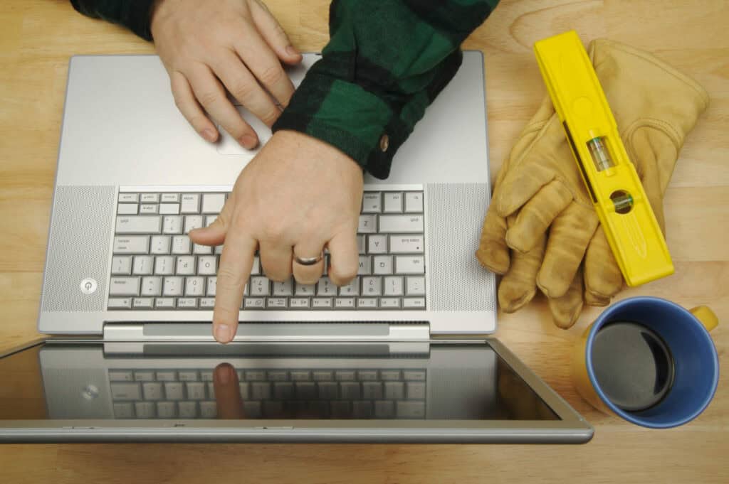 Accept Credit Card Payments as a Contractor