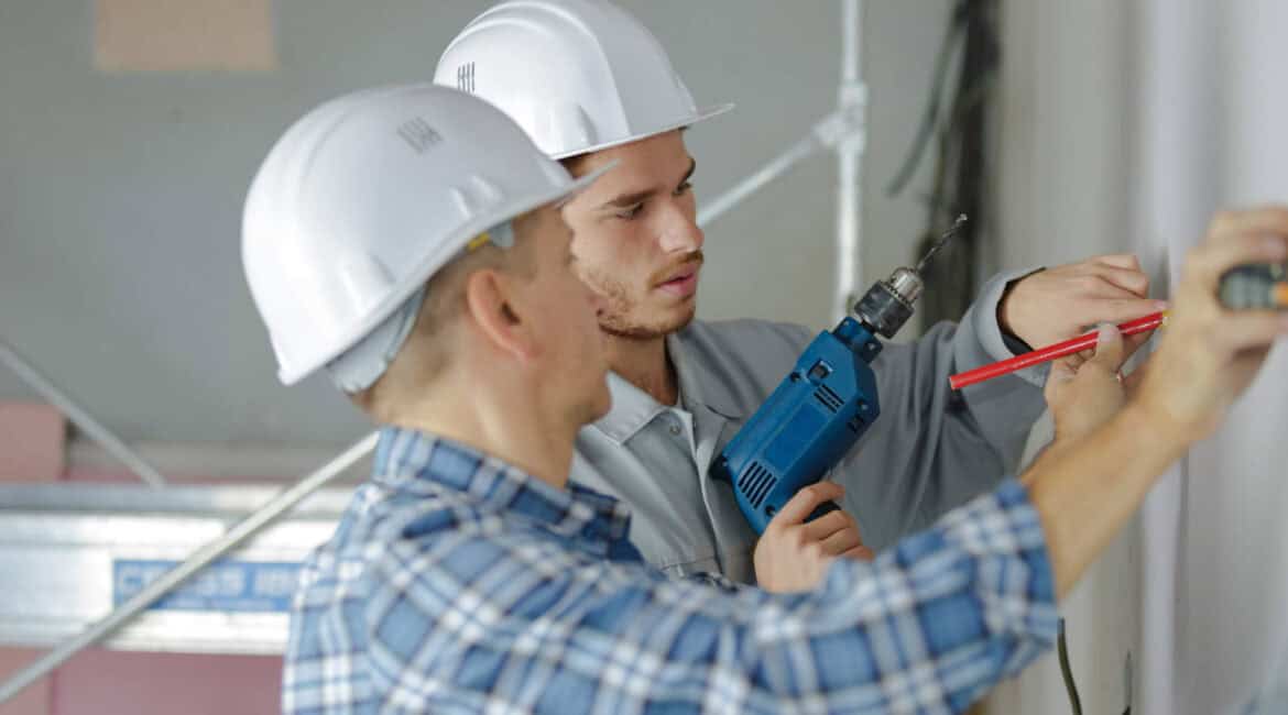 Best Payment Solutions for Electrical Contractors