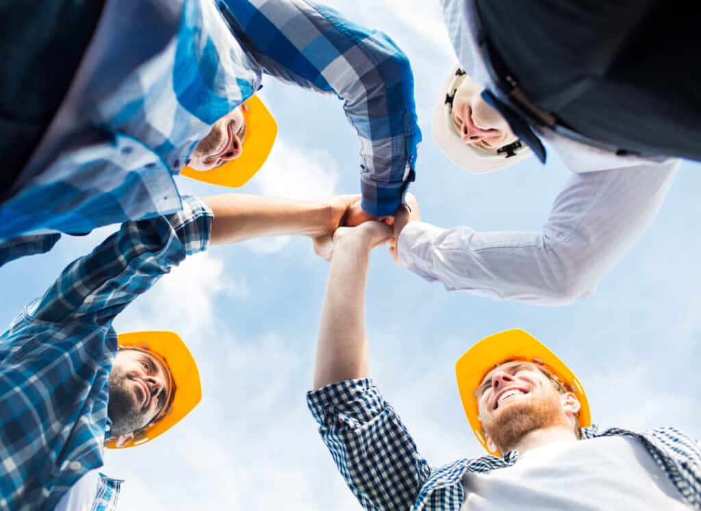 Best Ways to Pay International Contractors